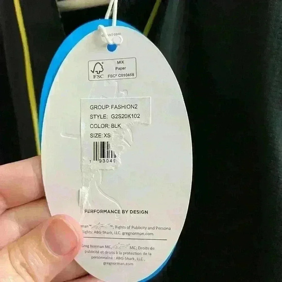 Greg Norman Women’s Golf Shirt XS Black with Patterns Special PGA Patch on Back - Picture 6 of 9